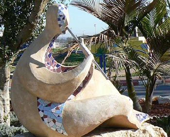 street sculpture